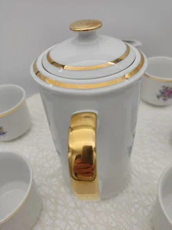  Porzellan-Teeservice mit Kanne & Milchkännchen, Goldrand | Vintage-Charme - Bild 13