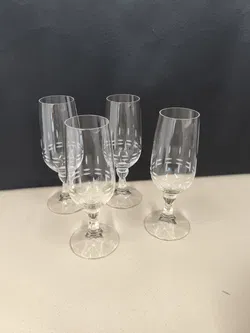 4 geschliffene Sektgläser, retro, Vintage - Bild 3