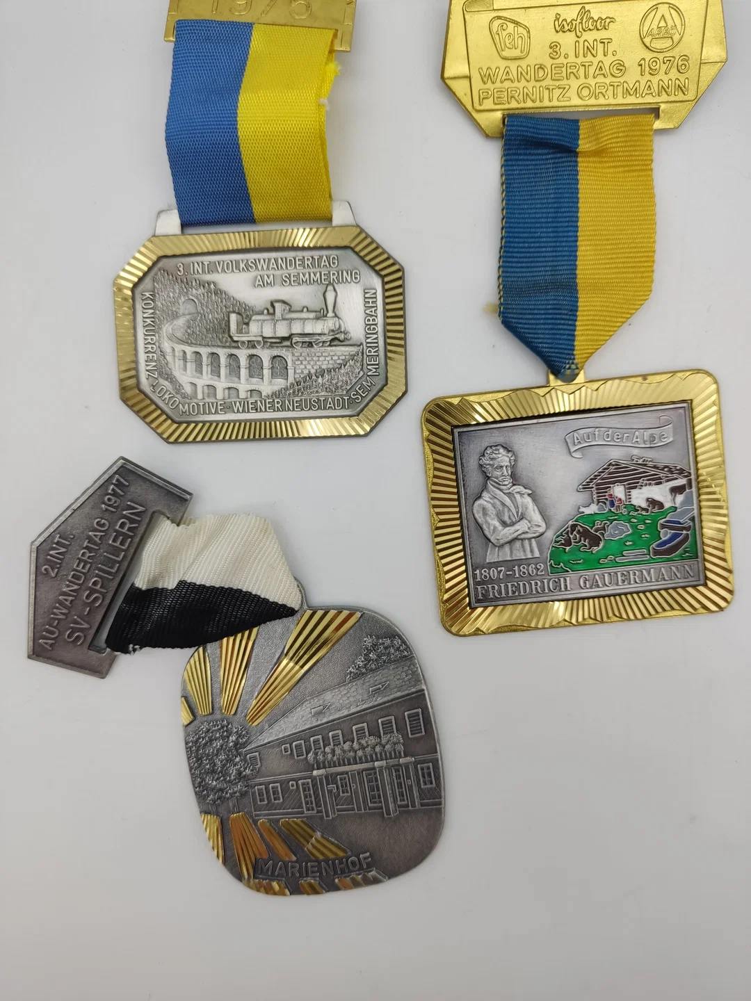 6x Vintage Wanderabzeichen – Bild 2