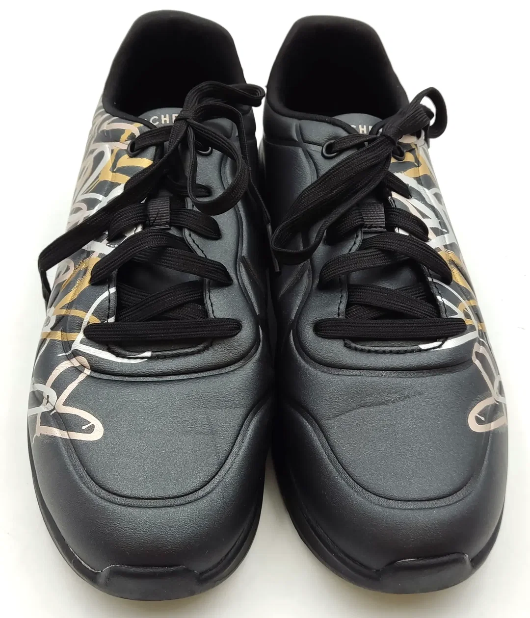 Skechers x JGoldcrown Damensneaker schwarz mit metalic Herzmuster Gr. 39 – Bild 2