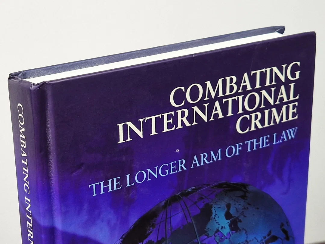 Combating International Crime - Steven David Brown - Routledge Cavendish - Erstausgabe - Rare - Unikat – Bild 4