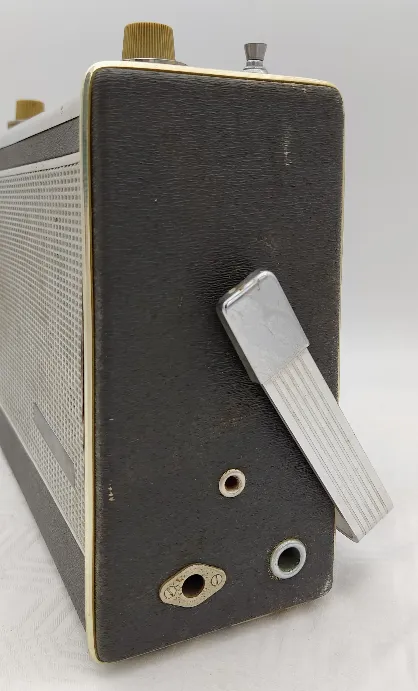 Vintage Radio Minerva – Bild 4
