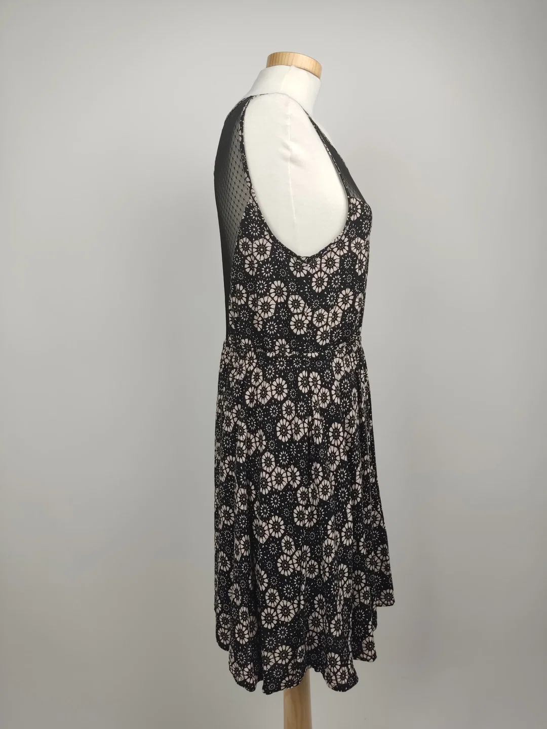 Review Damensommerkleid midi geblümt- M/ 38 – Bild 3