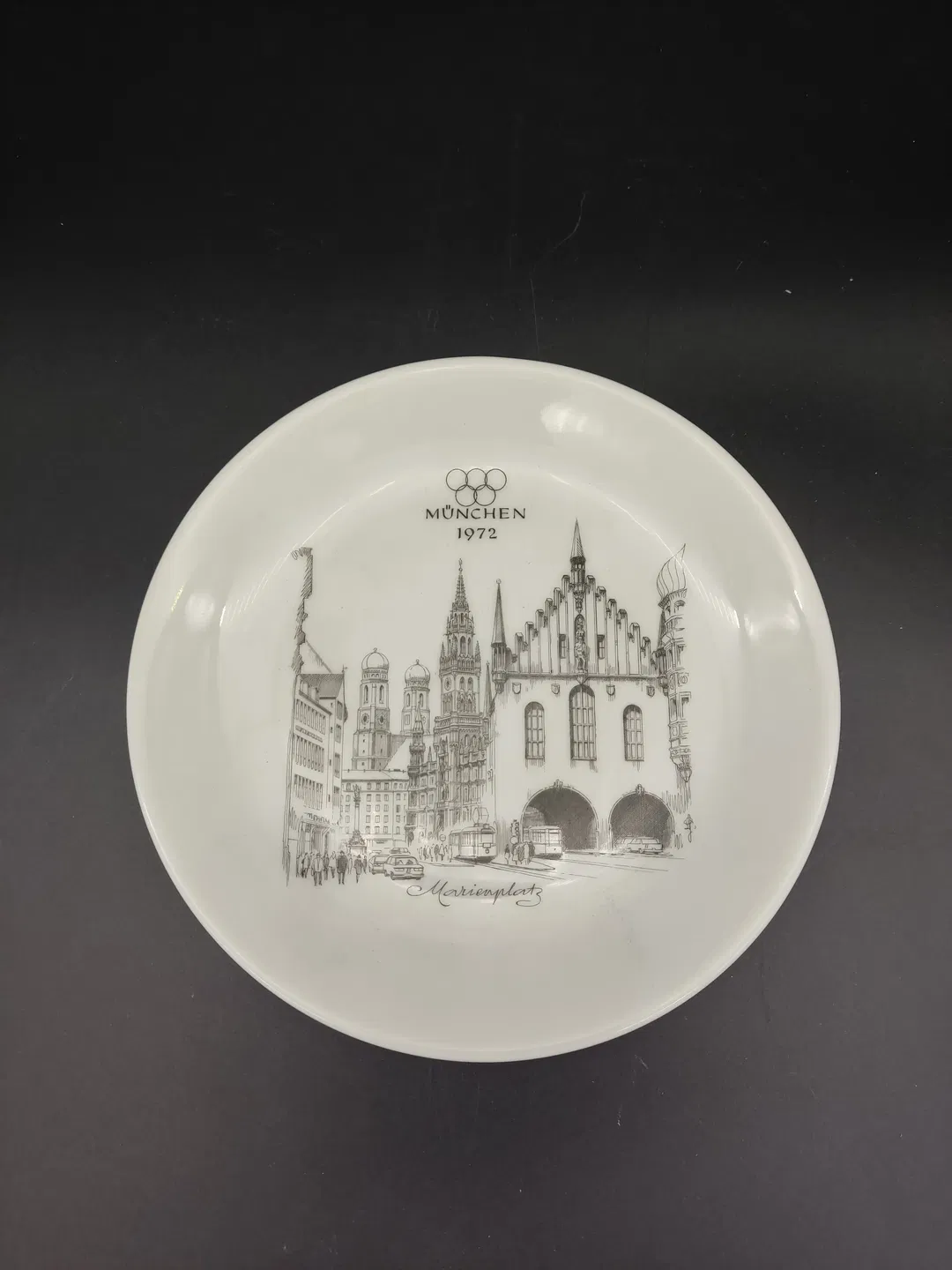 Vintage-Wandteller der Marke Uhlenhorst - Marienplatz München 1972 - Bild 1