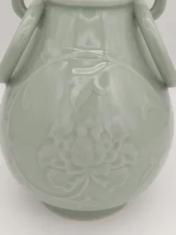 Große dekorative Henkelvase aus China - pastellgrün  - Bild 5