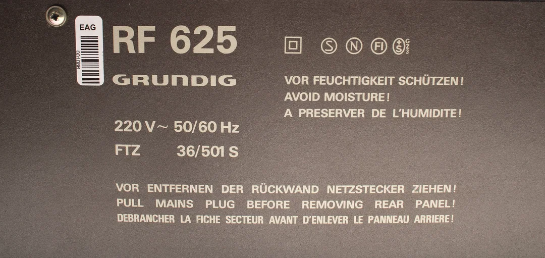 🎵 Grundig RF 625 – Vintage 3-Band Radio mit FM-Presets – Bild 4