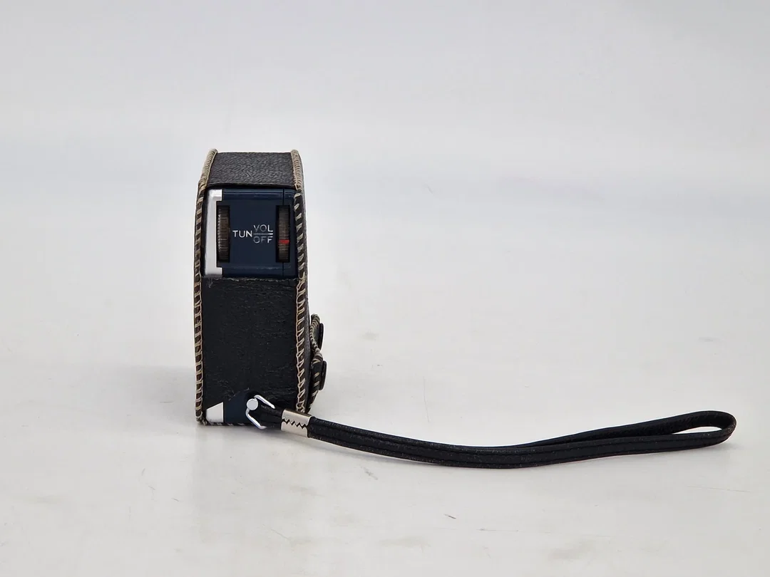 Sony Vintage 8 Transistor Taschenradio (AM/Mittelwelle) - Dunkelblau/Silber – Bild 14