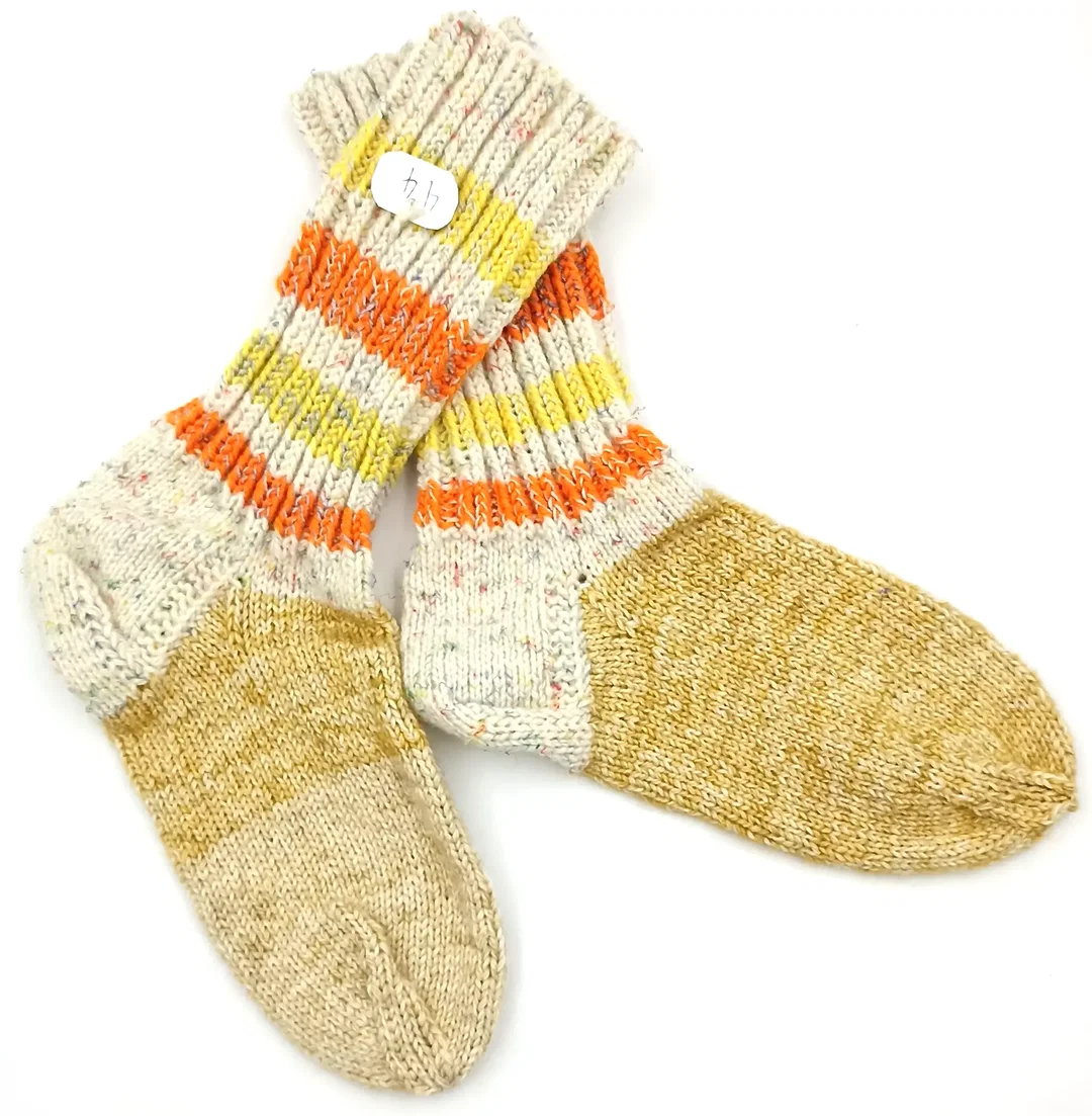 Handgestrickte Wollsocken Gr. 44 – Bild 1