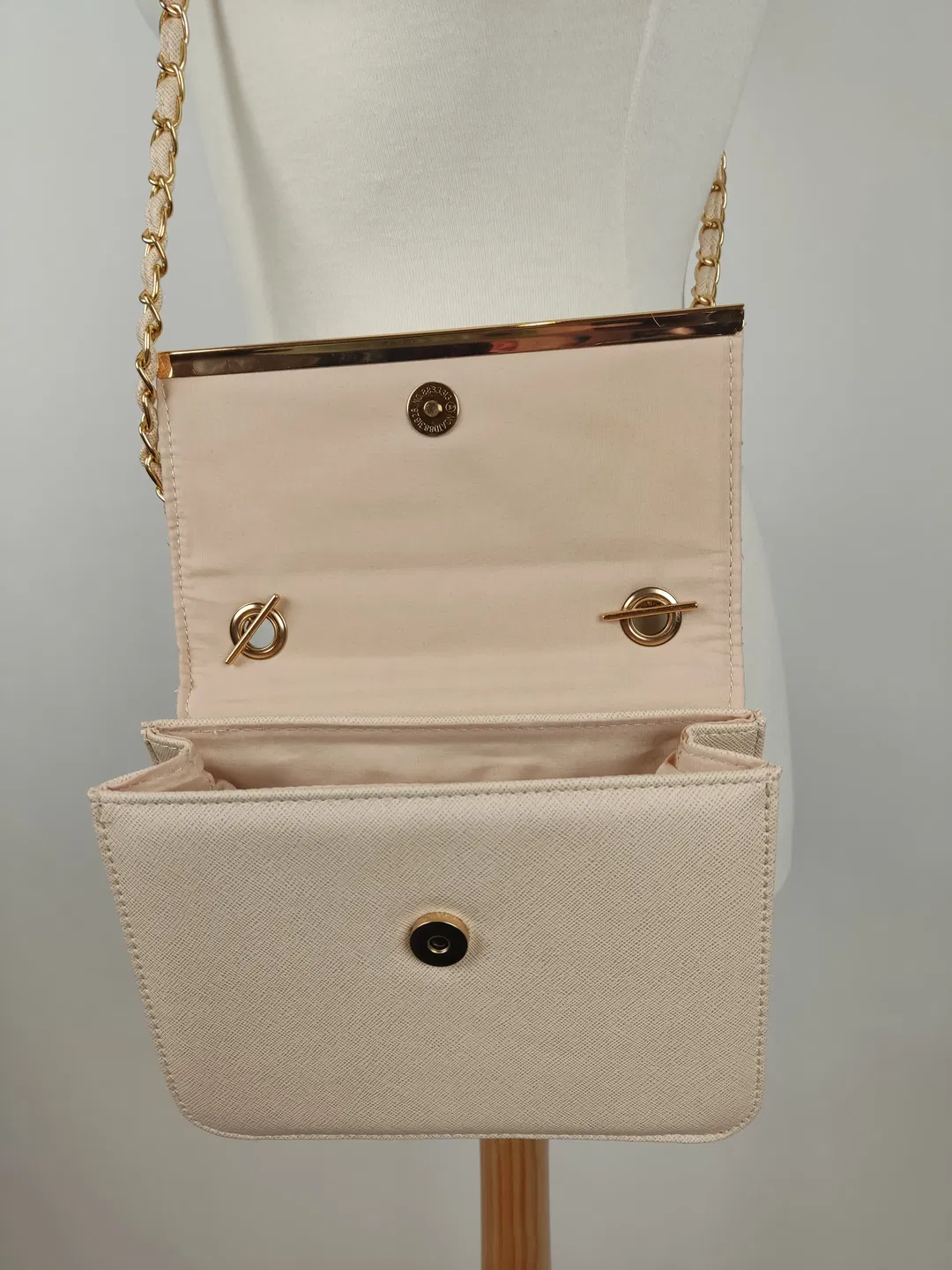 New Yorker Damen Handtasche klein beige - Bild 4