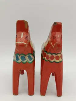 Handgearbeitete Holzpferde aus Schweden - Bild 2