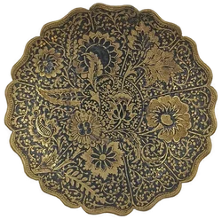 Vintage Messing-Teller mit floralem Gravur-Design – Vorschau 2