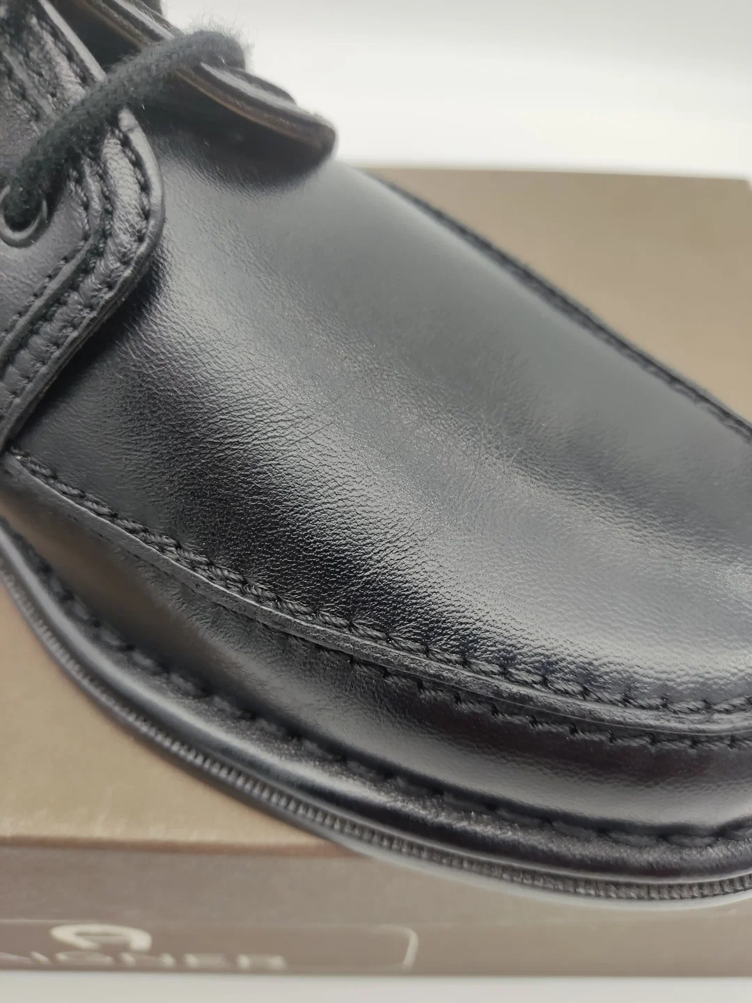 AIGNER Hand Made St. Crispino Herren-Lederschuhe Gr. 41 (Modellnummer 111388) - NEU & UNGETRAGEN (Rarität) Originalkarton – Bild 12