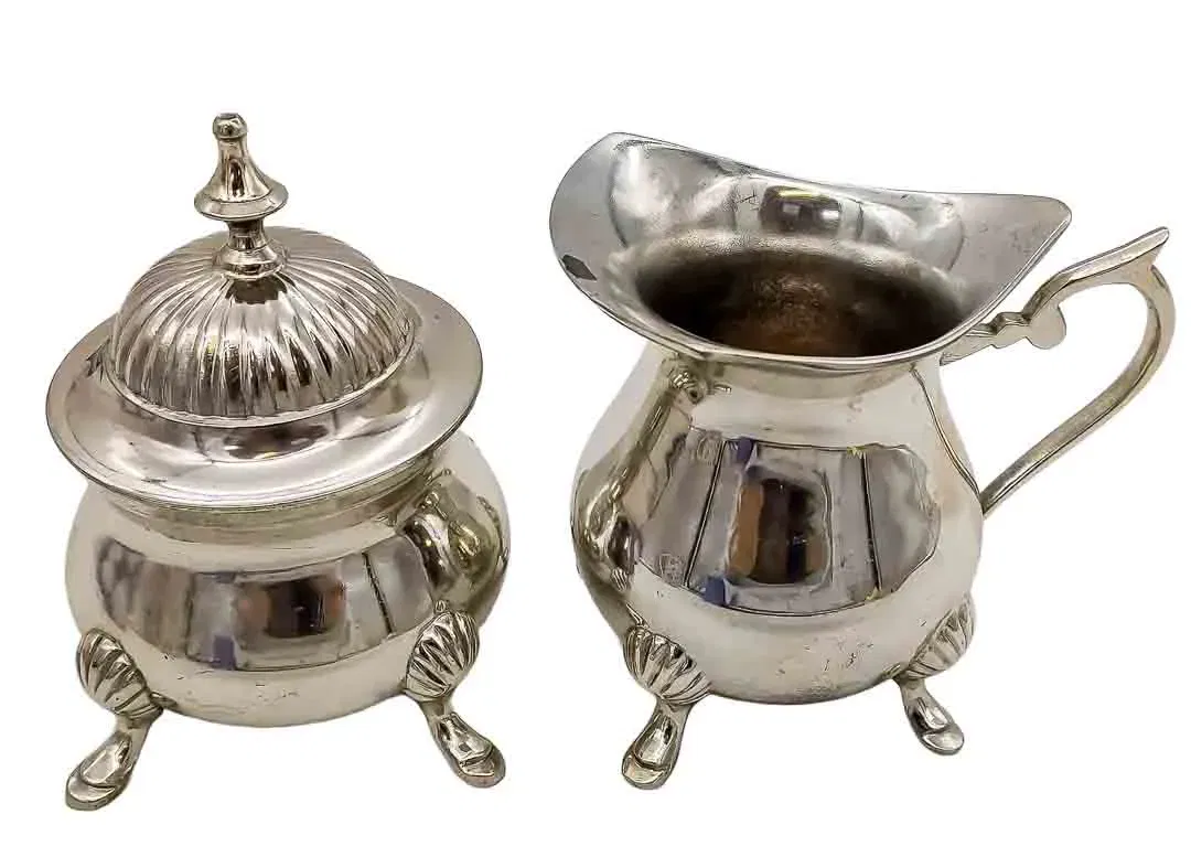 Versilbertes Milch- und Zuckerset auf Kugelfüßen im Vintage-Stil - Bild 4