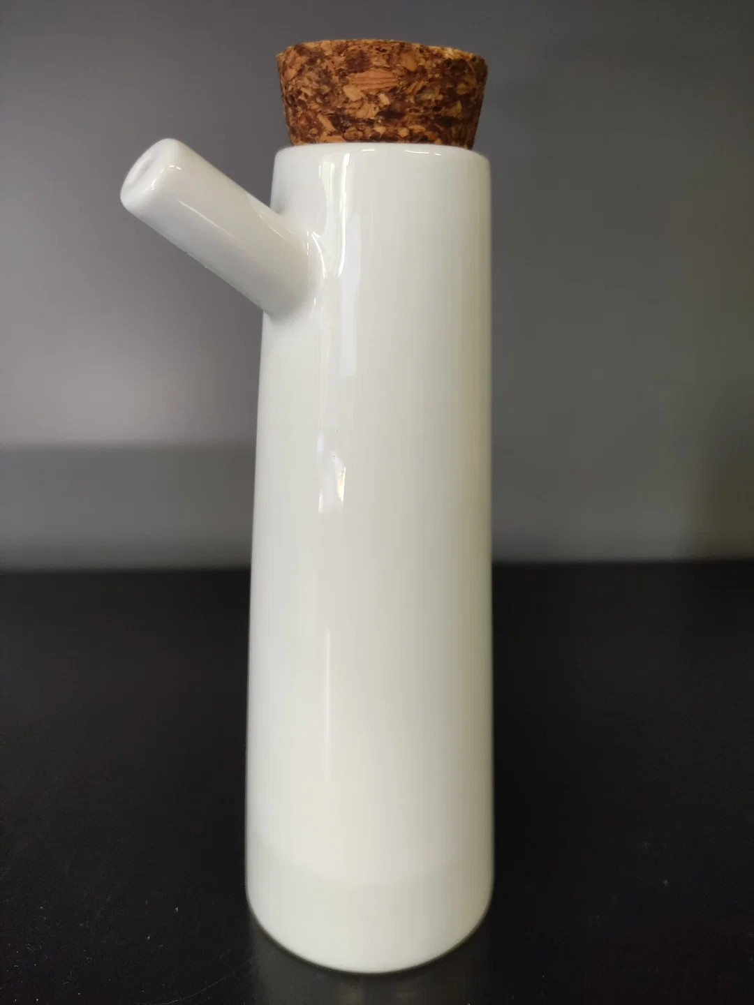 Porzellan-Ölspender, spülmaschinenfest, Höhe 15,5 cm, Durchmesser 5,5 cm - Bild 3