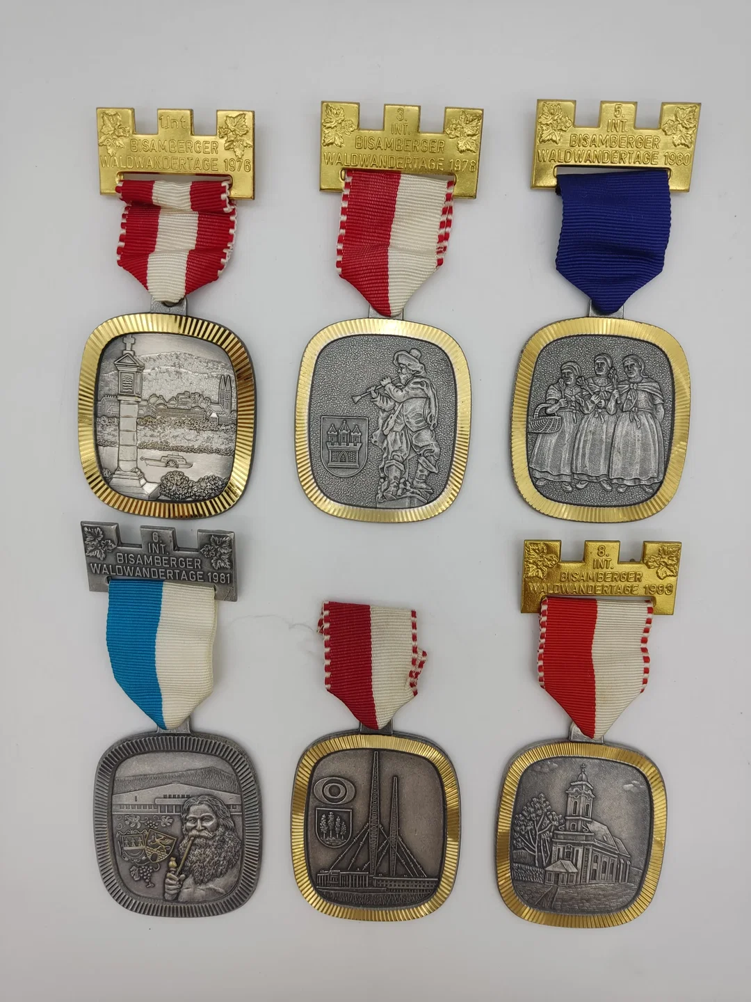 6x Vintage Wanderabzeichen Bisamberg - Bild 2