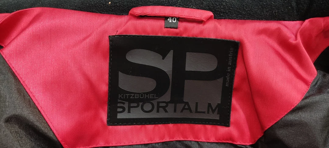 SP Kitzbühel Sportalm Vintage Damen Skijacke mit Kunstpelz rot Größe 40 – Bild 5