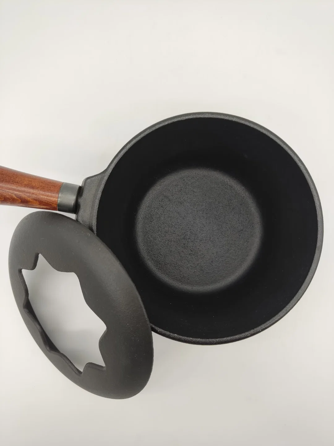 Fondue-Topf aus Gusseisen – Bild 4