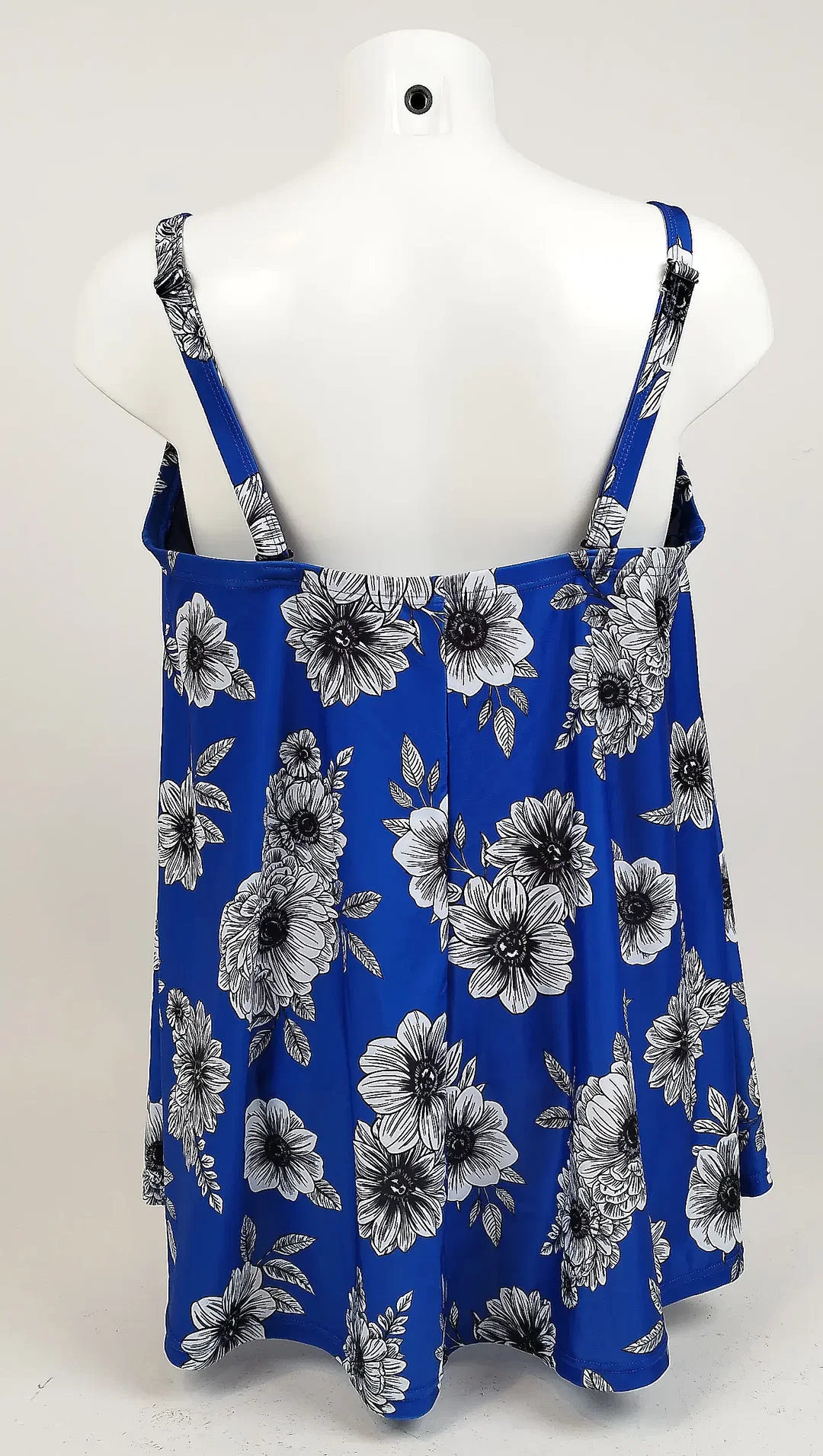 Long-Tankini-Oberteil, Gr. 50, Blumenmuster – Bild 3