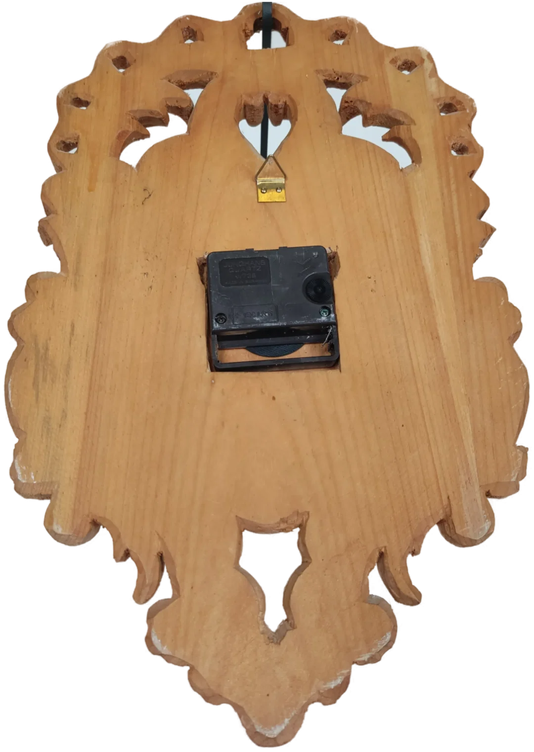 Junghans Holzwanduhr, Handgeschnitzt, ohne Batterie | Landhaus-Charme – Bild 2