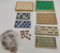 Vintage Sammlung von Bingokarten und Steinen  - Bild 3