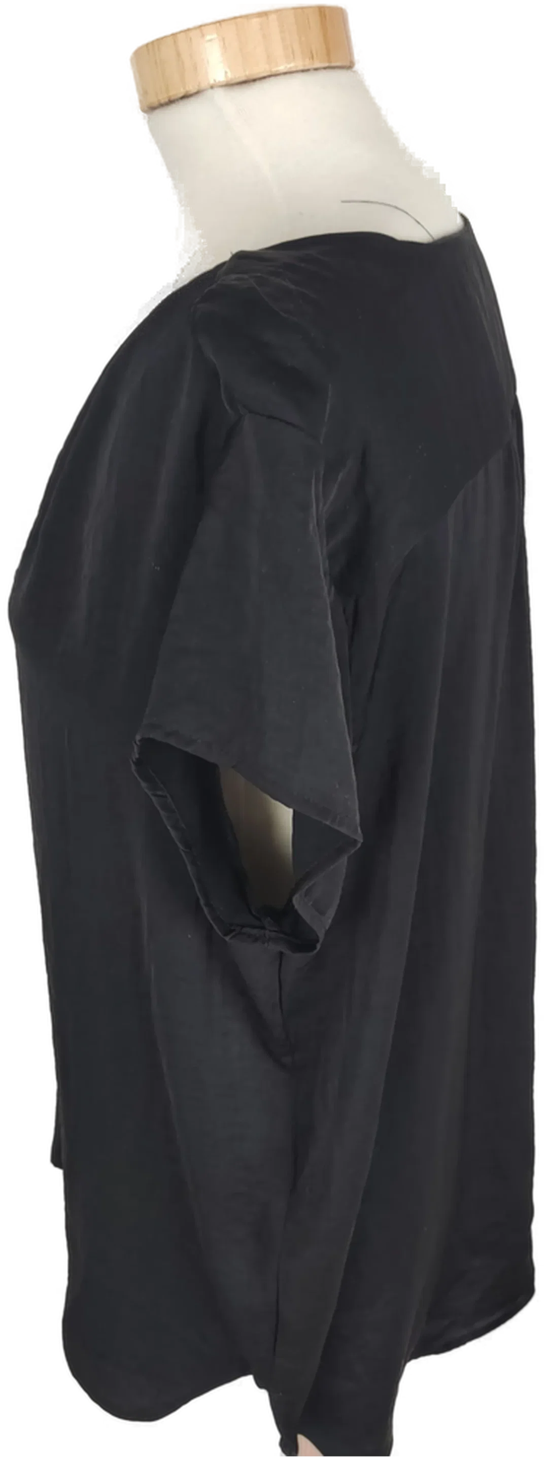 Bluse "H&M", kurzsarm mit V-Ausschnitt, schwarz mit Falten, Größe 42 – Bild 3