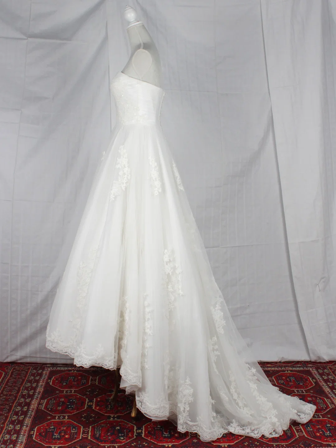 Hochzeitskleid - 14 - Atelier Irvalda (Wien) - Gr. M – Bild 4