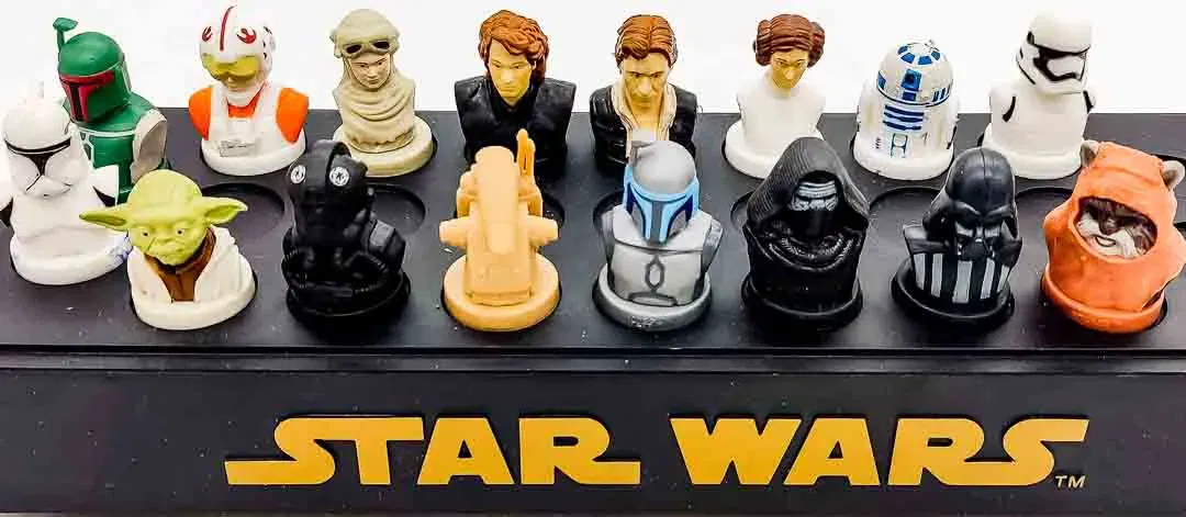 16 Star Wars Stempel-Imperium Figuren mit Sammelbox, - Bild 3