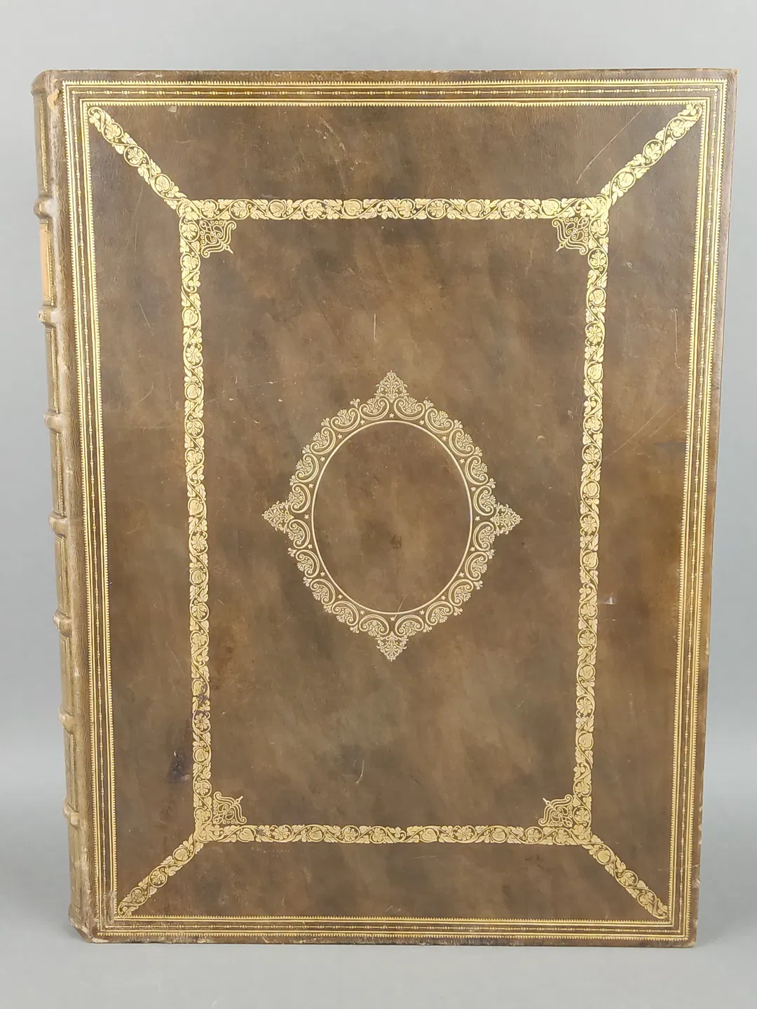 Großer Büchertresor / Kartonbox in Buchoptik  - Bild 1