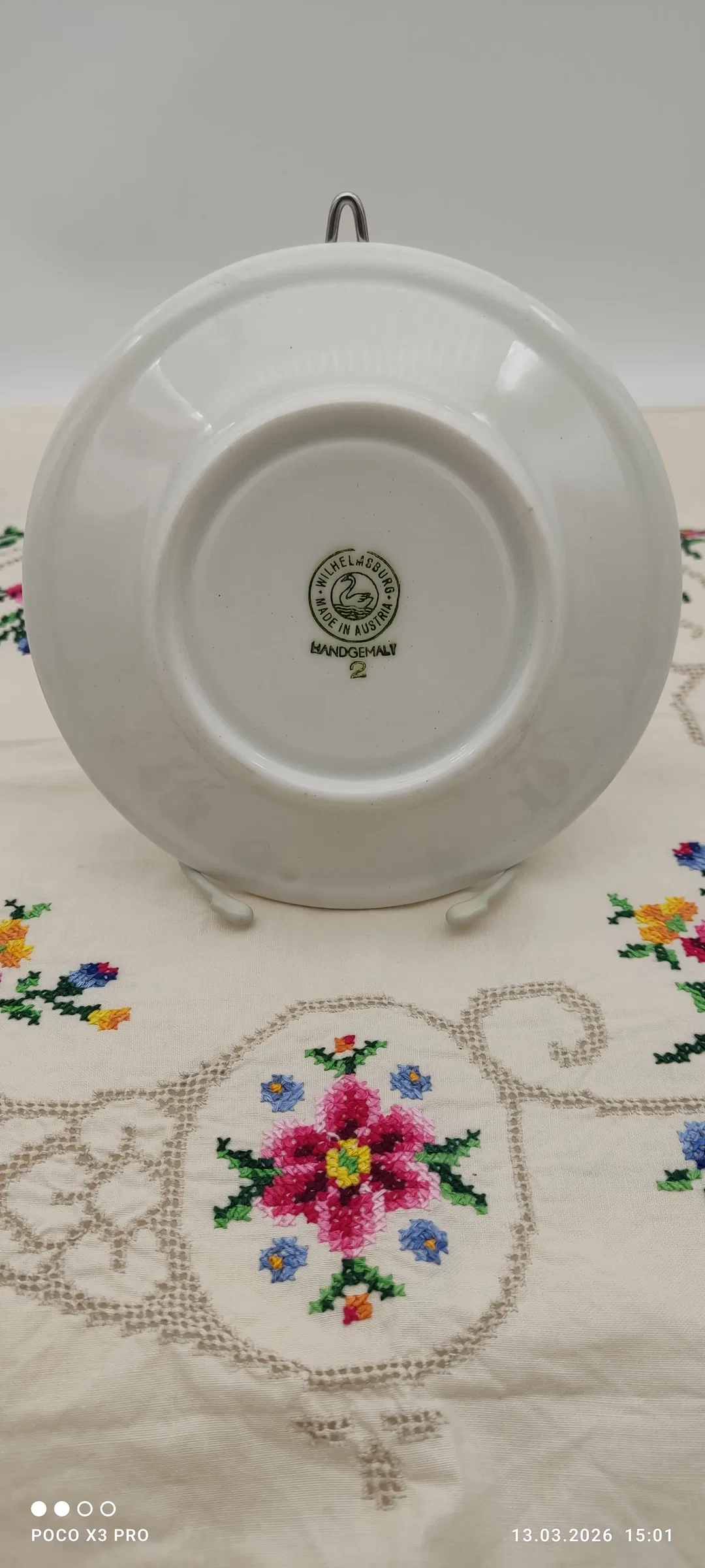 Kleiner Teller Lilien Porzellan Wilhelmsburg 'Alpenflora' | Vintage-Schatz – Bild 3