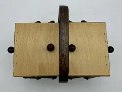 Vintage-Nähkästchen aus Holz - Bild 2