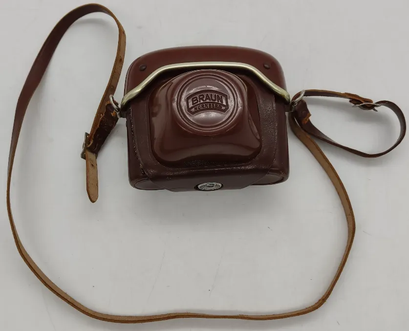 Braun Kamera Paxette I Electromatic mit Ledertasche – Bild 4