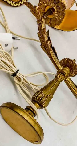 Prunkvolle 2-flammige Messing-Tischlampe im Rokoko-Stil - Bild 4