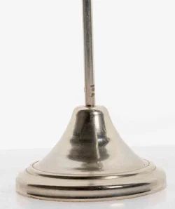 Elegante Tischuhr Silber-Optik mit römischen Ziffern (Quarz) - Bild 4