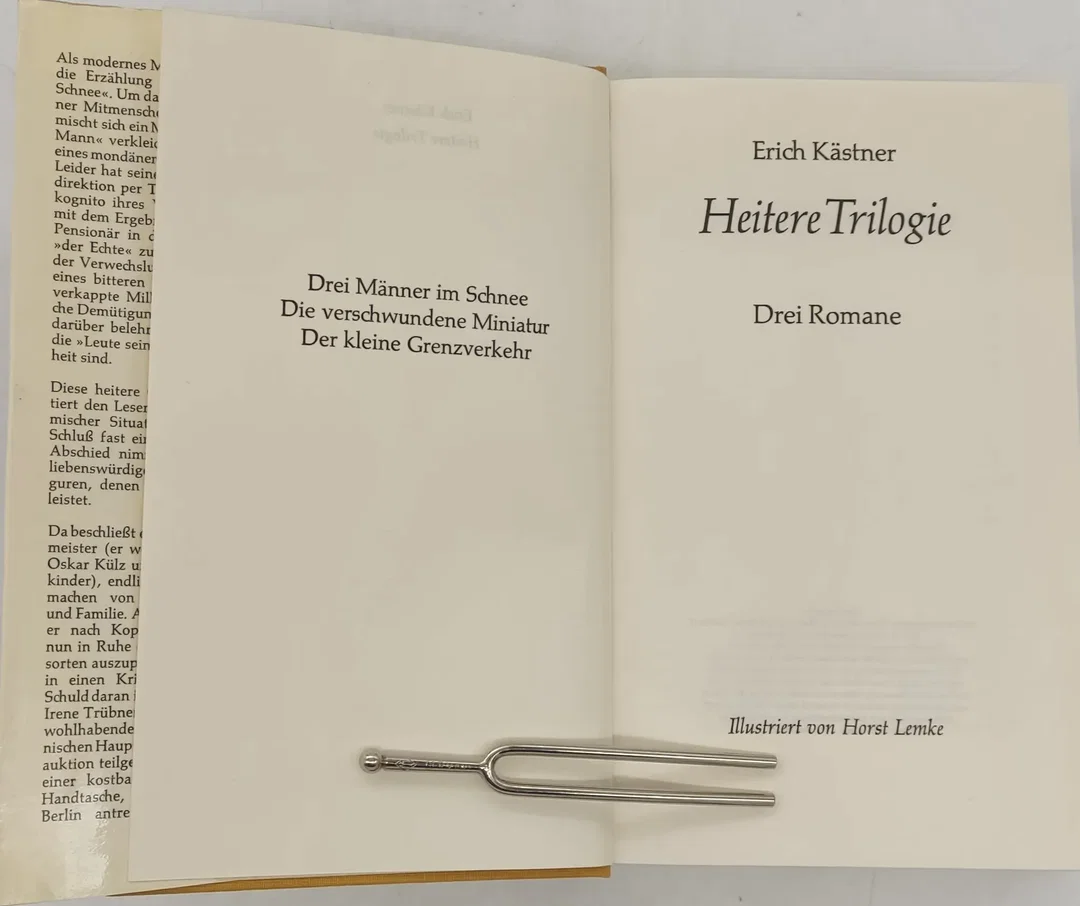 Buch "Heitere Trilogie: Drei Männer im Schnee, Die verschwundene Miniatur, Der kleine Grenzverkehr" von Erich Kästner – Bild 3