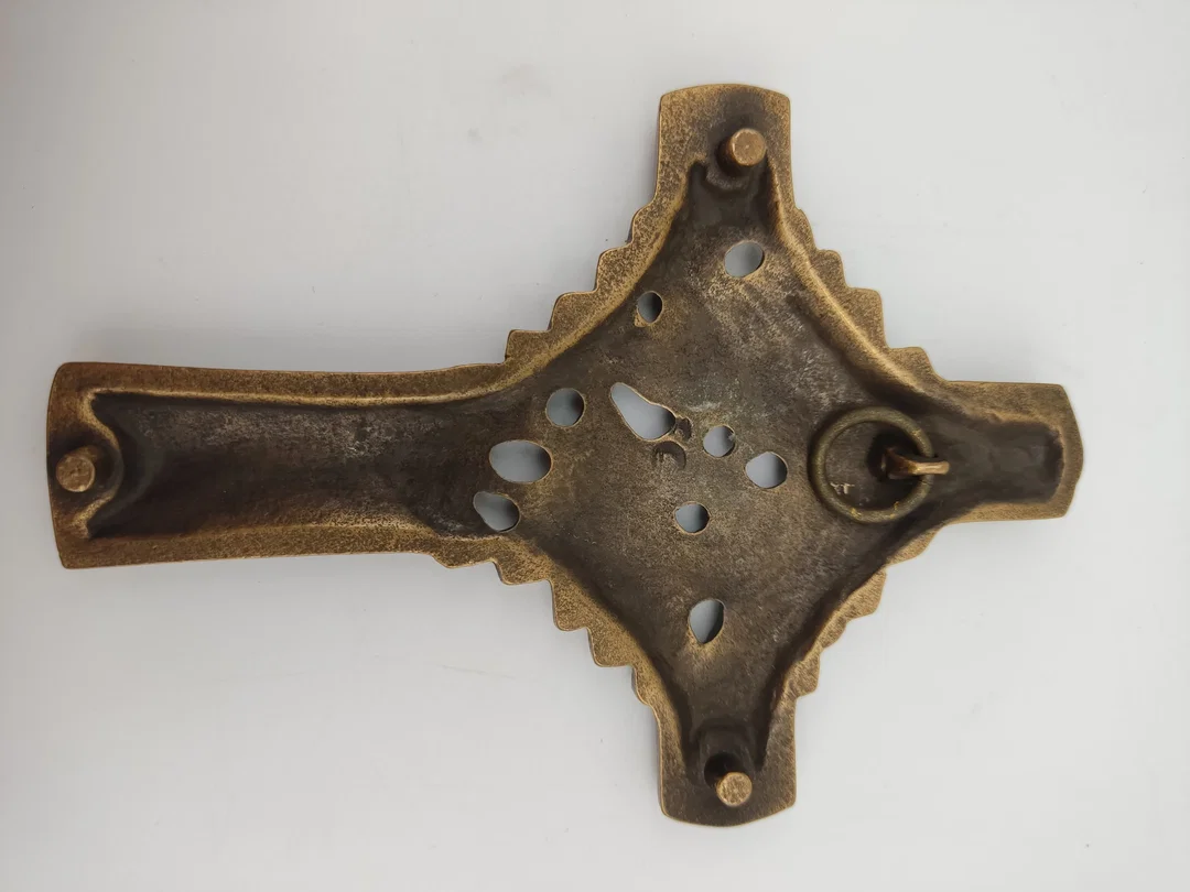Messing Kreuz von Joseph Krautwald – Bild 2
