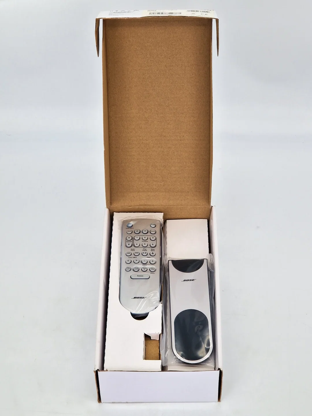 Bose Premium Backlit Remote Fernbedienung - Silber – Bild 2