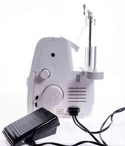 HUSQVARNA Viking Huskylock S15 4-Faden Overlock Nähmaschine - Bild 5