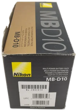 Nikon MB-D10 Batteriegriff für D300 und D700  - Bild 3