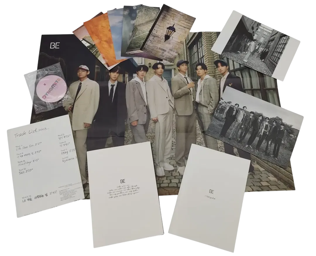 K-Pop - BTS - Be - Album - Deluxe Edition OHNE Audio CD! - mit einem Gruppenbild, 6 Motivkarten, einem Dynamite Button, Fotobuch, Be - Making Book und 2 Poster - Bild 2