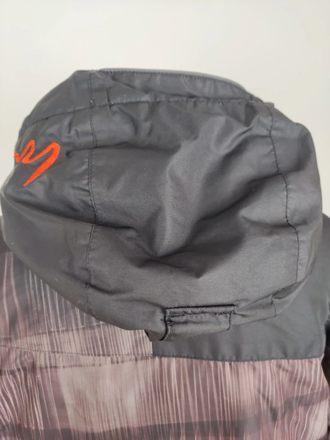 Anorak "Rodeo", mit Kapuze, schwarz/violett mit Taschen und Stickerei, Größe 158/164 – Bild 7