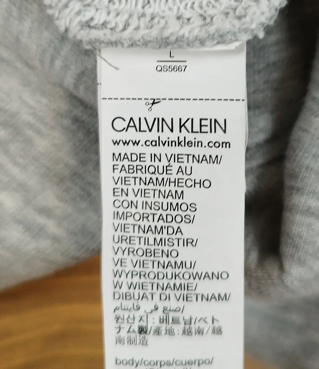 Calvin Klein, Kapuzen Sweatjacke, grau, Gr. L  – Bild 6