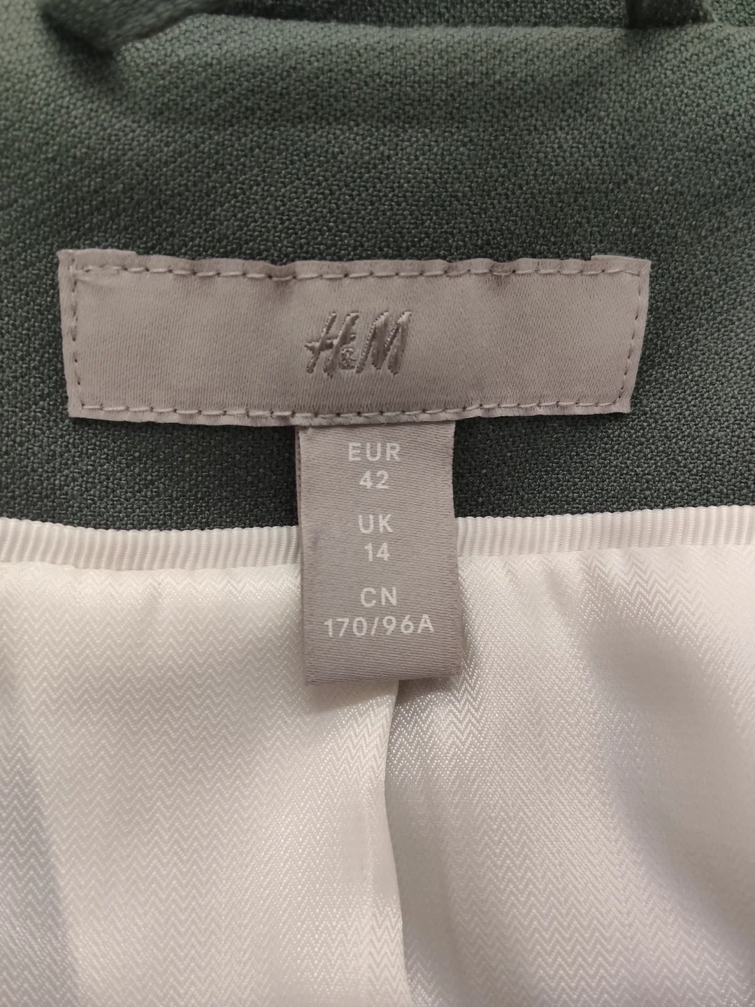 Damenblazer H&M Größe 42 Unifarben | Business-Eleganz – Bild 4
