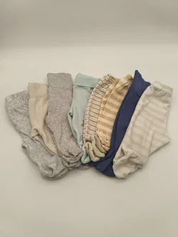 8 Stk. Babyhosen mit Fuß, Gr. 50/56 – Vorschau 1