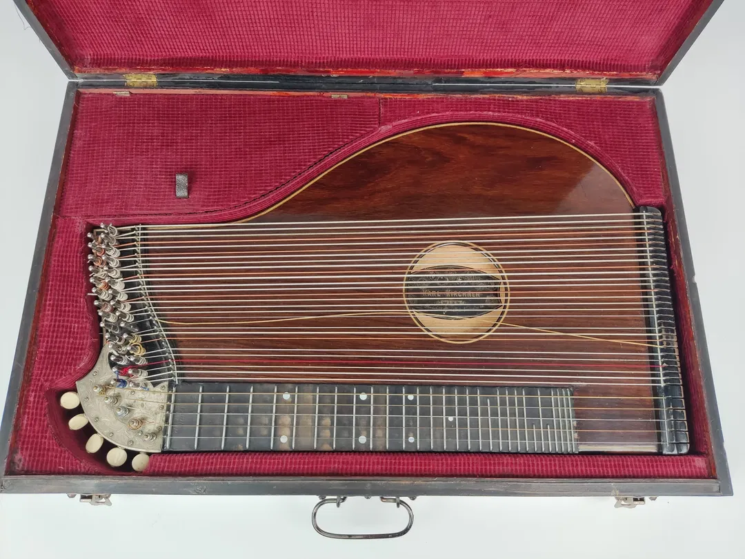 Karl Kirchner Zitter in Holzkoffer - Bild 1