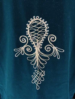 Kaftan "Samt", langarm mit Stehkragen, grün mit Stickerei, Größe 44 (geschätzt) – Vorschau 5