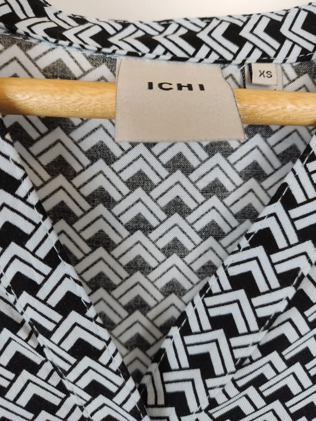 Ichi Damen Kleid gem. Gr. XS – Bild 2