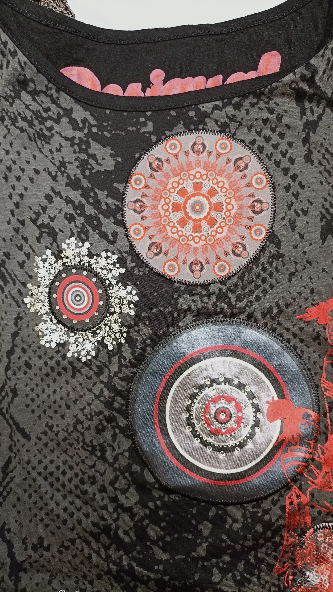 Desigual Damentop gemustert Gr. S – Bild 5