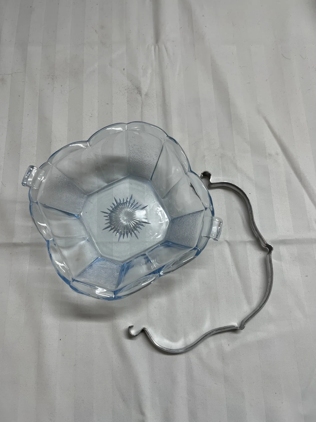 16 cm Glasschale mit abnehmbarem Henkel, bläuliche Eleganz – Bild 2