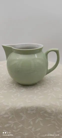 Porzellan große Kanne, Krug 1 L - Bild 1