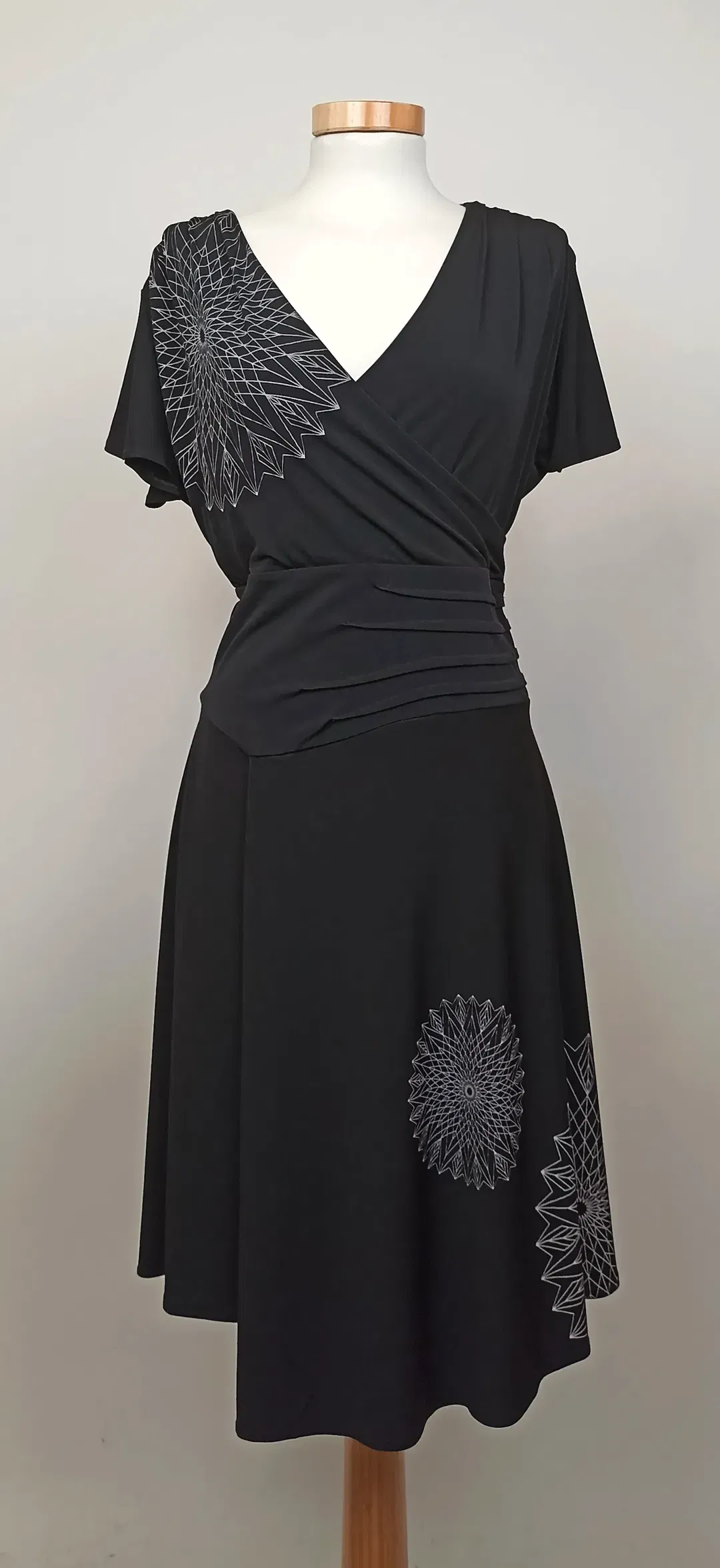Desigual Midikleid schwarz Gr. XL - Bild 1